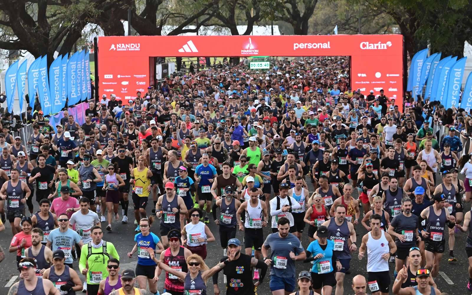 Gran fiesta en las calles porteñas: los 42K con presencia internacional récord y una nueva marca del circuito en las mujeres